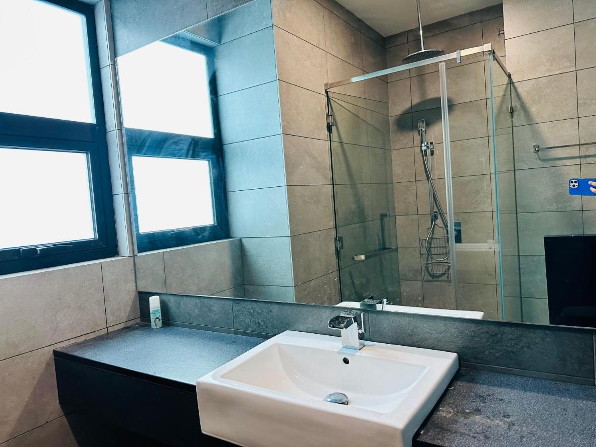 Grand Millennium Suite At Opus Residence Куала-Лумпур Екстер'єр фото